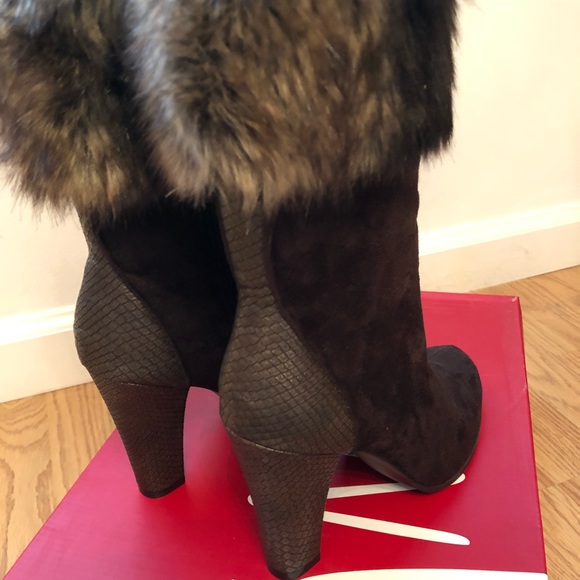 NIB Impo Ovada Brown faux fur booties - Picture 5 of 7